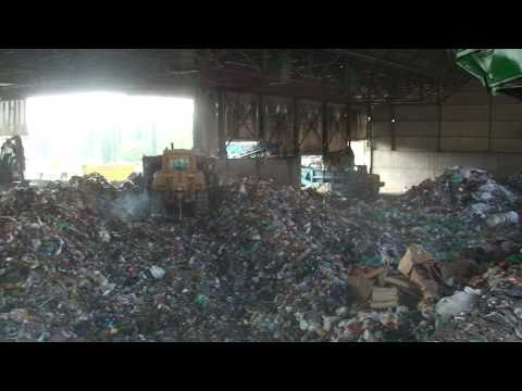 אהבה במעקב — אהבה דורשת להשתיק את הקולות הפנימיים